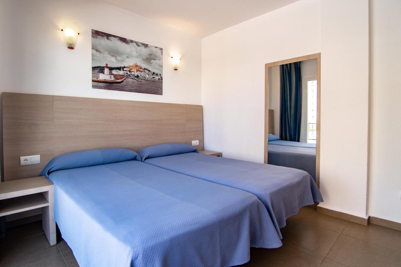 Apartamentos Vistamar II Playa d'en Bossa Exterior photo